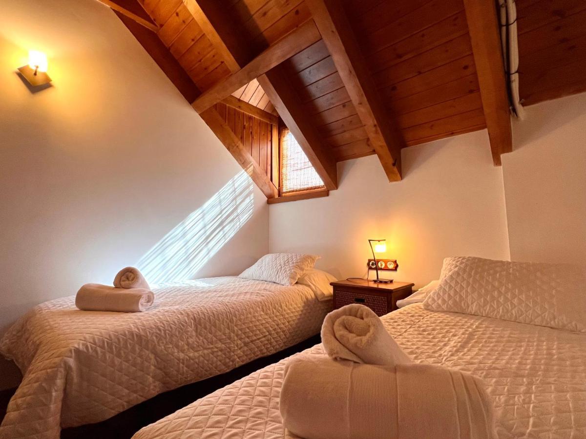 Apartament La Noguera - L'Amfitriona ريالب المظهر الخارجي الصورة