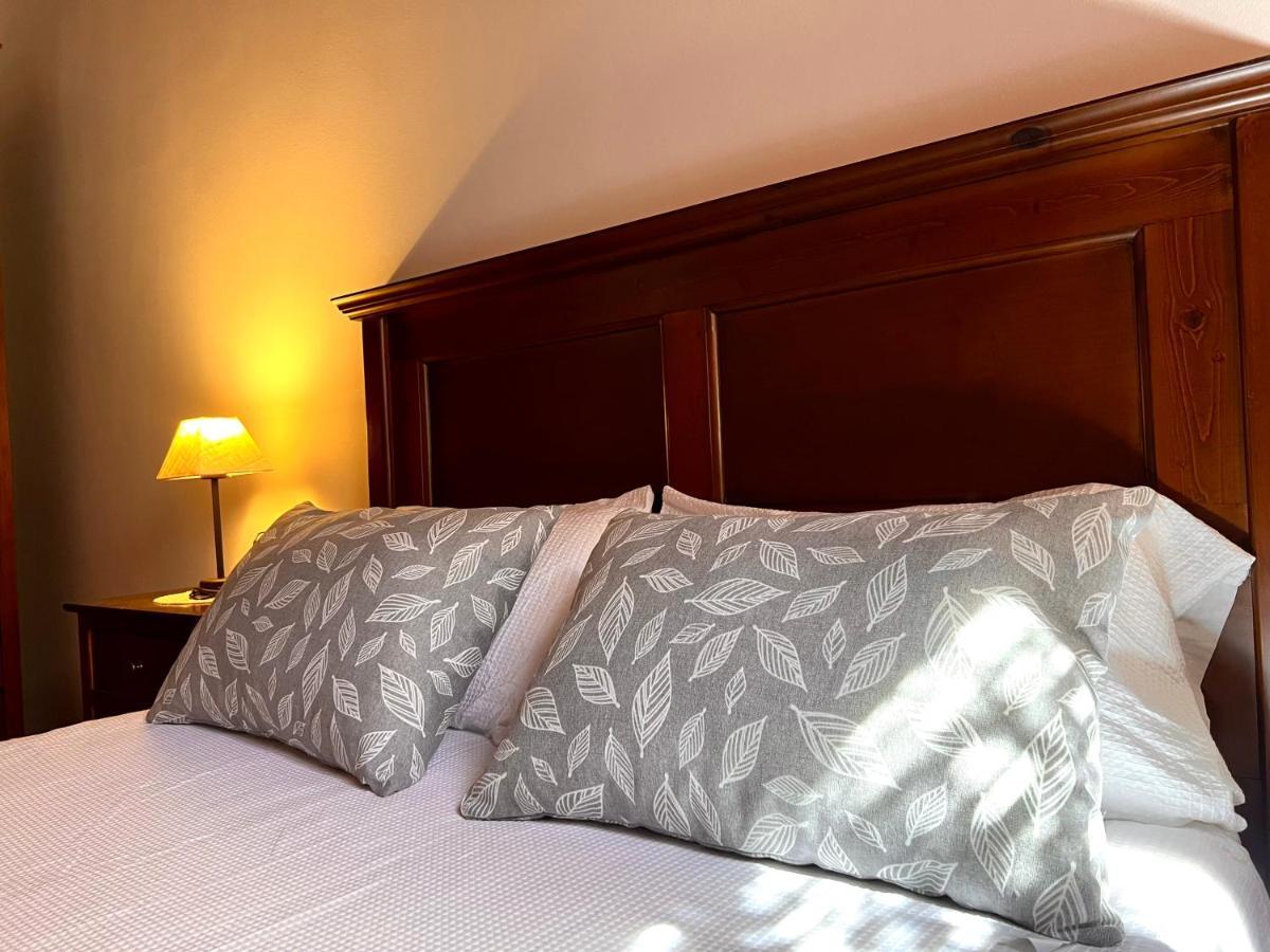 Apartament La Noguera - L'Amfitriona ريالب المظهر الخارجي الصورة