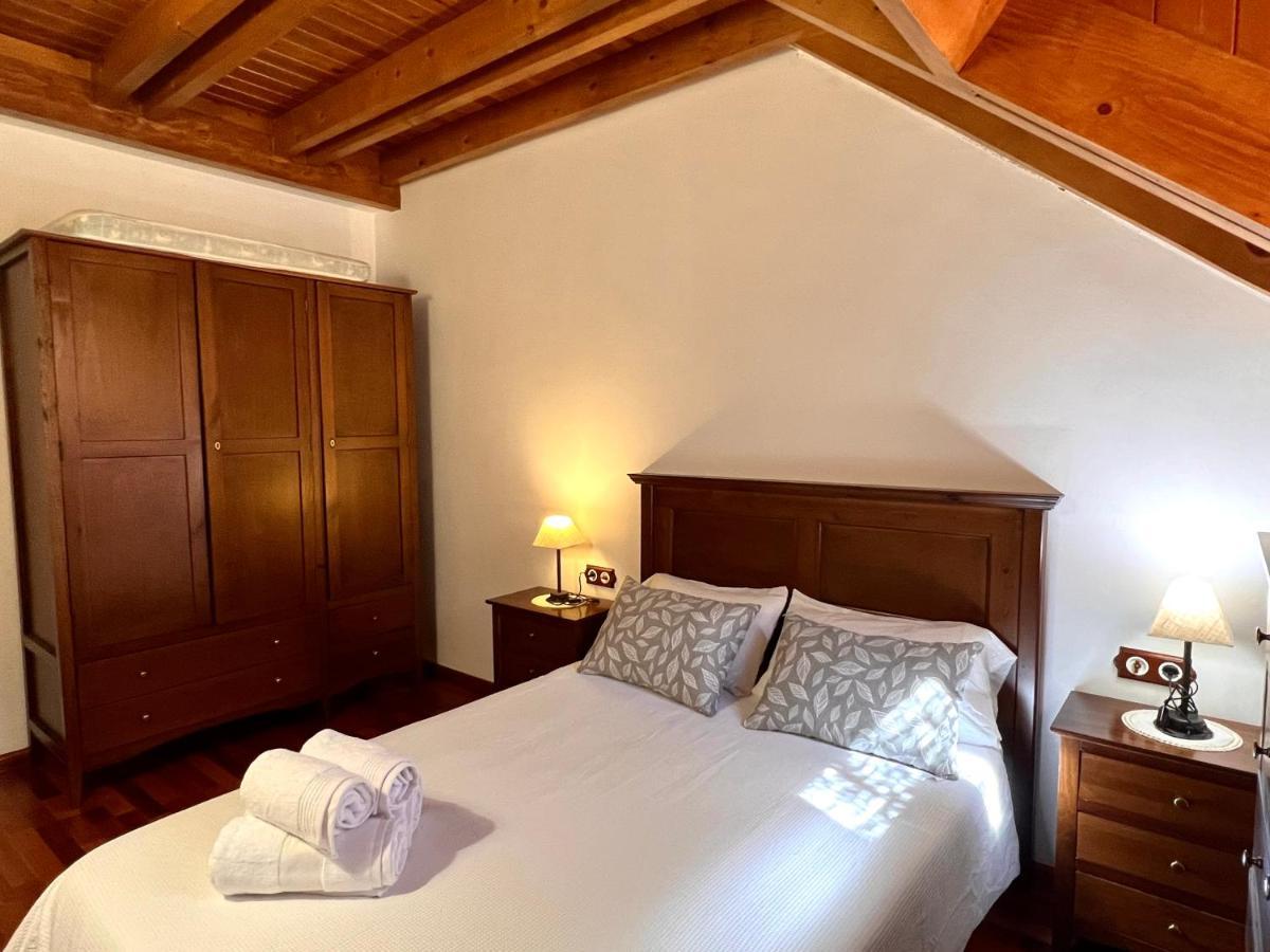 Apartament La Noguera - L'Amfitriona ريالب المظهر الخارجي الصورة
